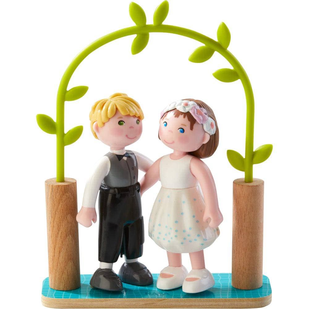 haba-little-friend-people-little-friends-bride-groom-wedding-play-set-28746431922274.jpg